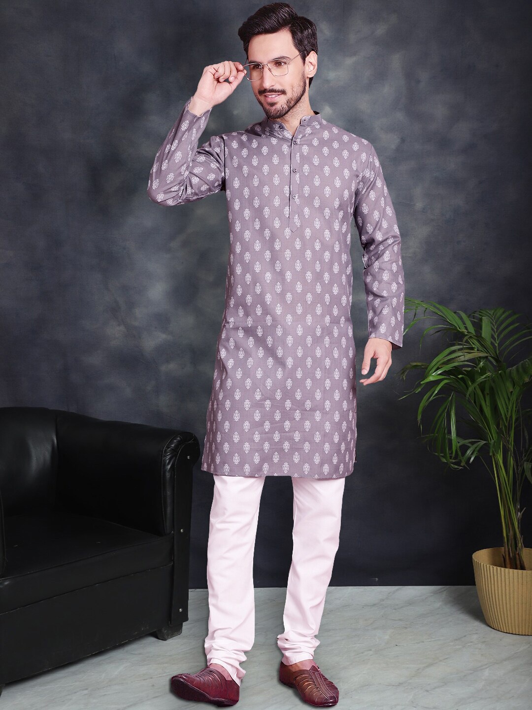 

Jompers Ethnic Motifs Printed Mandarin Collar Kurta With Churidar, Grey
