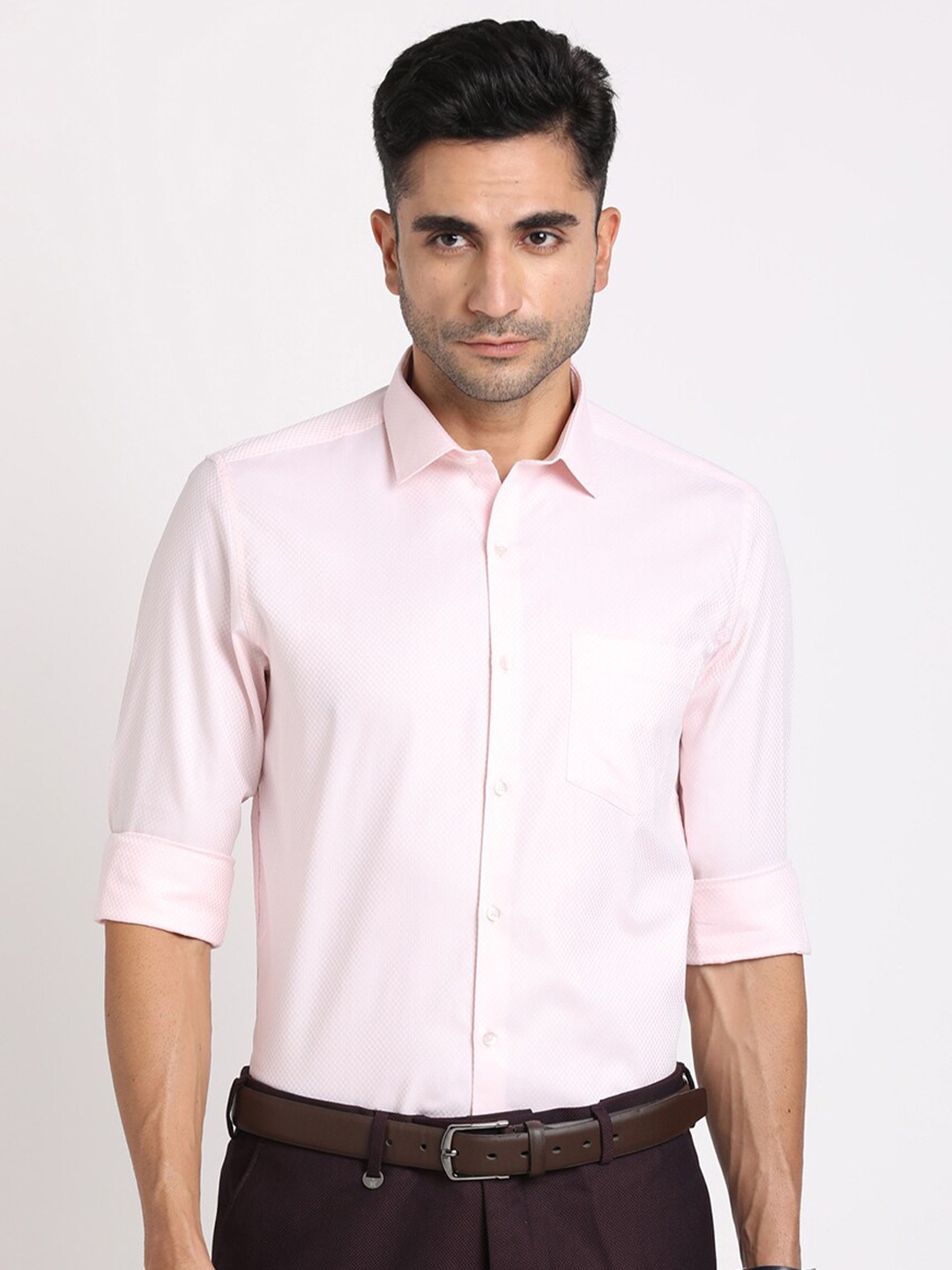 

Turtle Standard Slim Fit Self Design Pure Cotton Formal Shirt, Pink