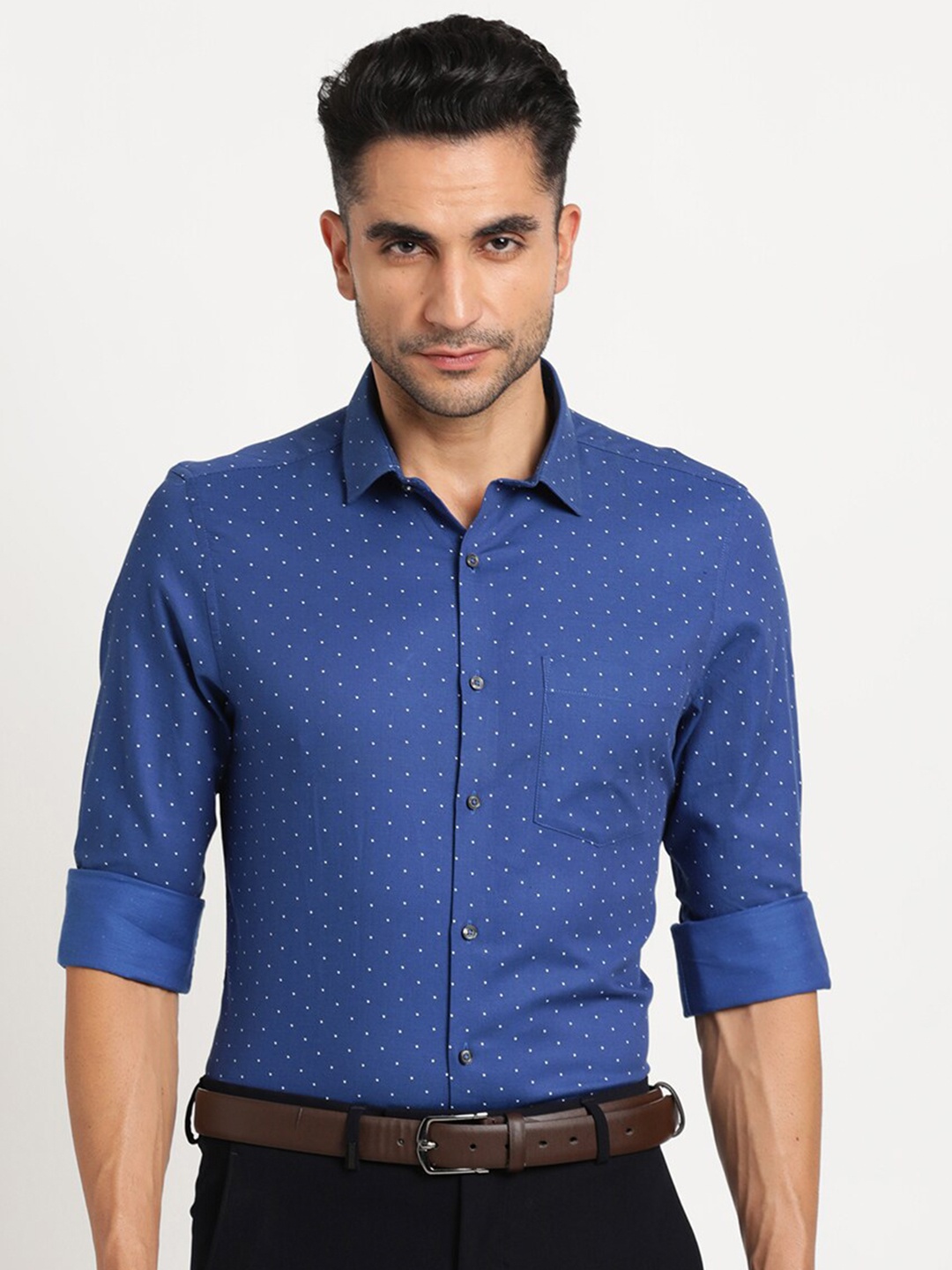 

Turtle Standard Slim Fit Micro Ditsy Printed Pure Cotton Formal Shirt, Blue