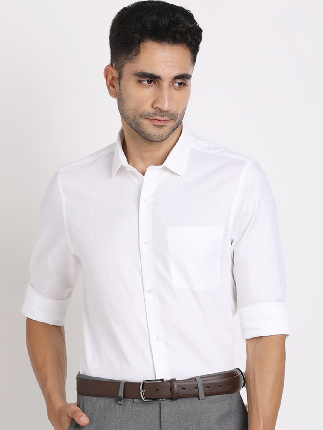 

Turtle Standard Slim Fit Spread Collar Pure Cotton Formal Shirt, White