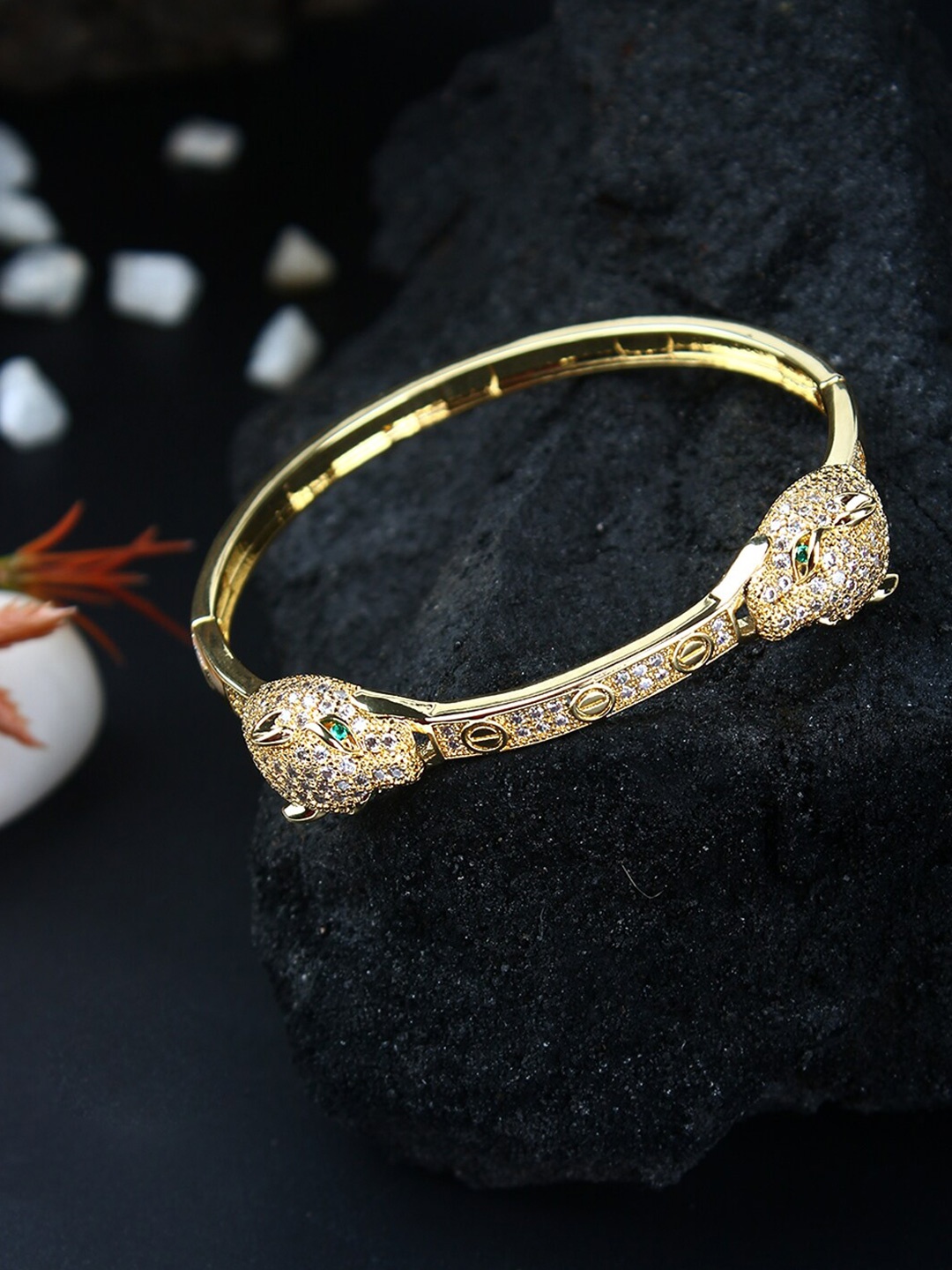 

DressBerry Green Gold-Plated Cubic Zirconia Bangle Style Bracelet