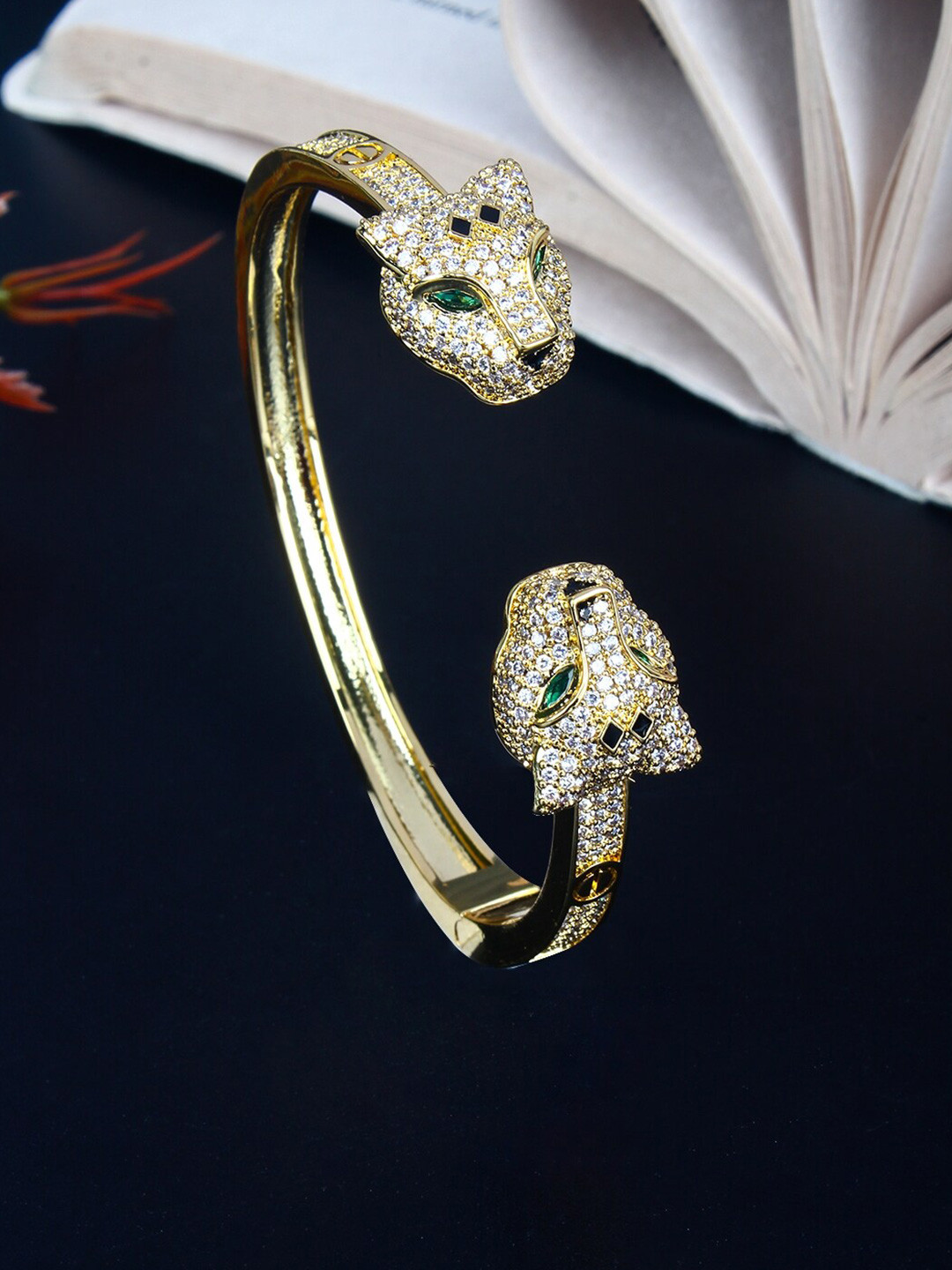 

DressBerry Green Women Brass Gold-Plated Cubic Zirconia Cuff Bracelet