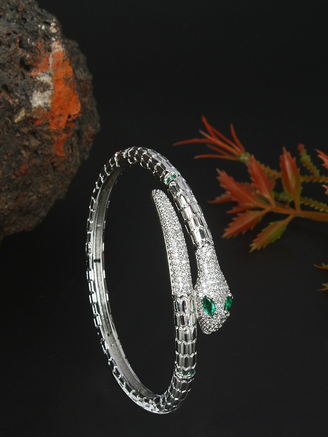 

DressBerry Cubic Zirconia Silver-Plated Bangle-Style Bracelet
