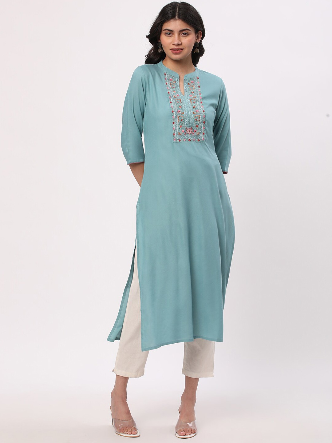 

R&B Floral Embroidered Mandarin Collar Straight Kurta, Blue