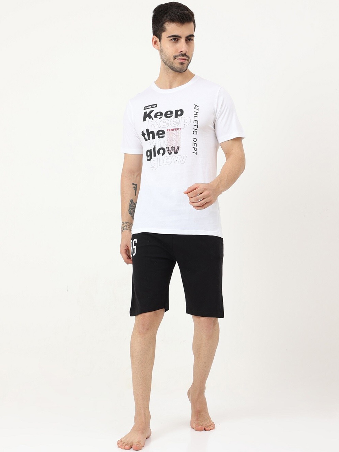 

Masculino Latino Typographic Printed Pure Cotton T-shirt With Shorts, White