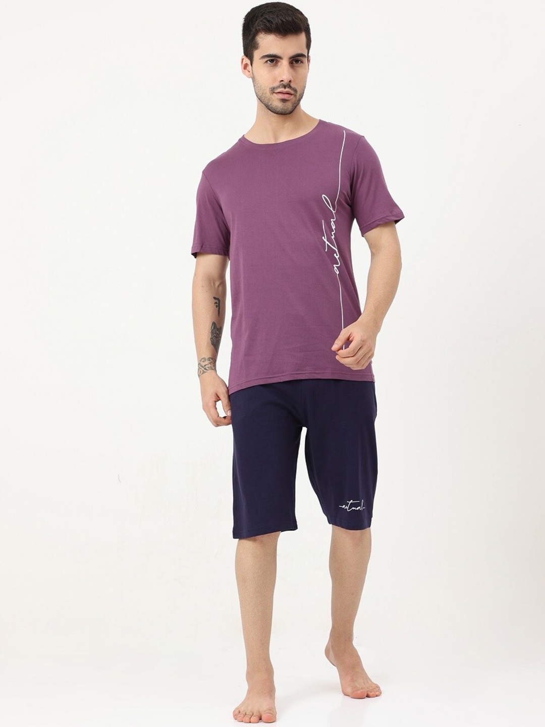 

Masculino Latino Typography Printed Pure Cotton Night suit, Purple