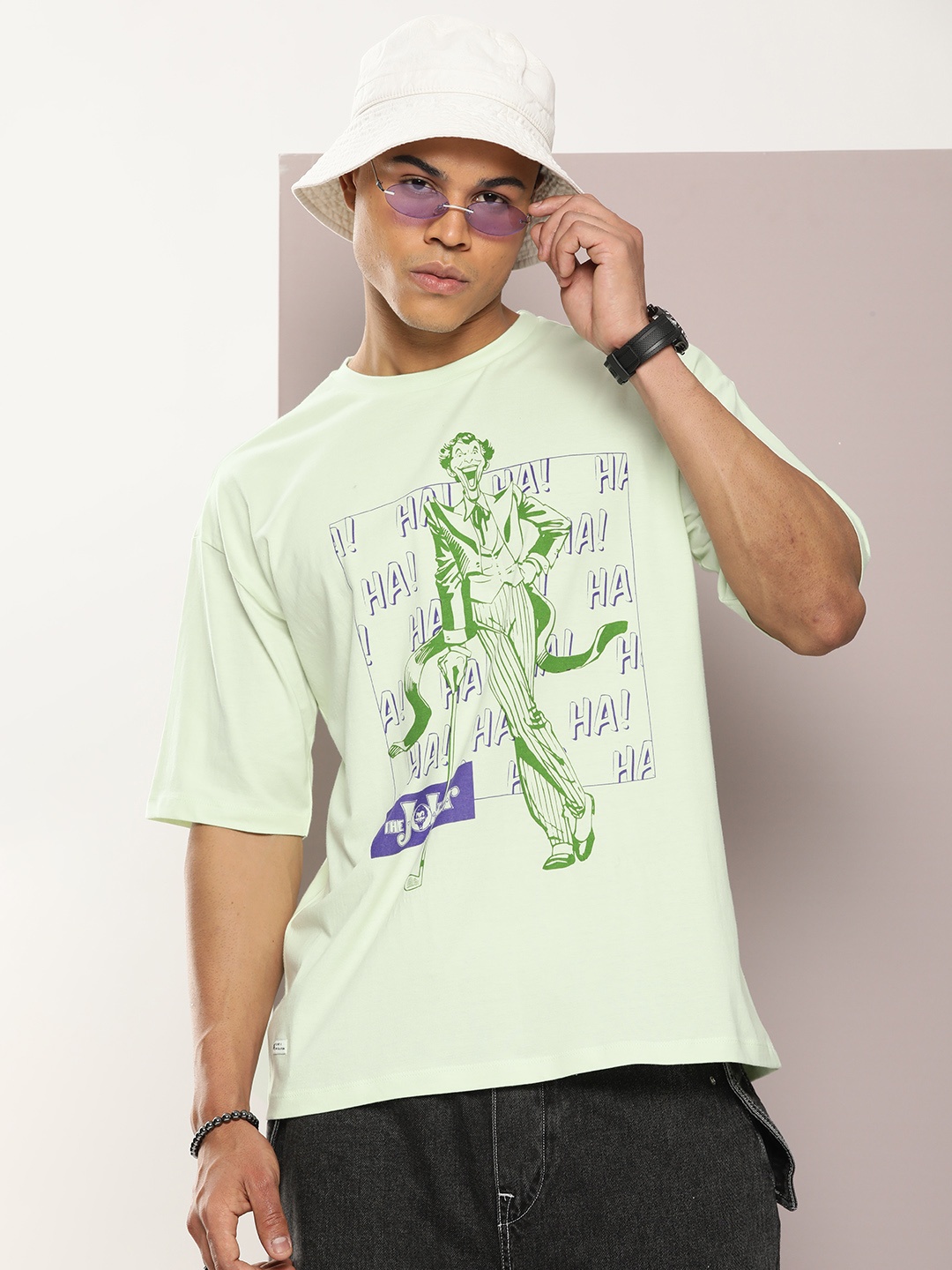 

Kook N Keech Batman Pure Cotton Joker Printed Drop-Shoulder Sleeves Oversized T-shirt, Green