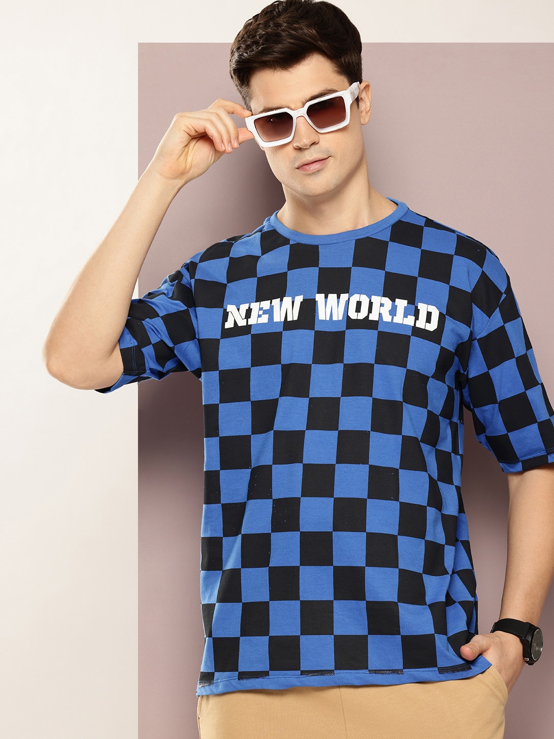 

Kook N Keech Pure Cotton Checked Drop-Shoulder Sleeves Oversized T-shirt, Black