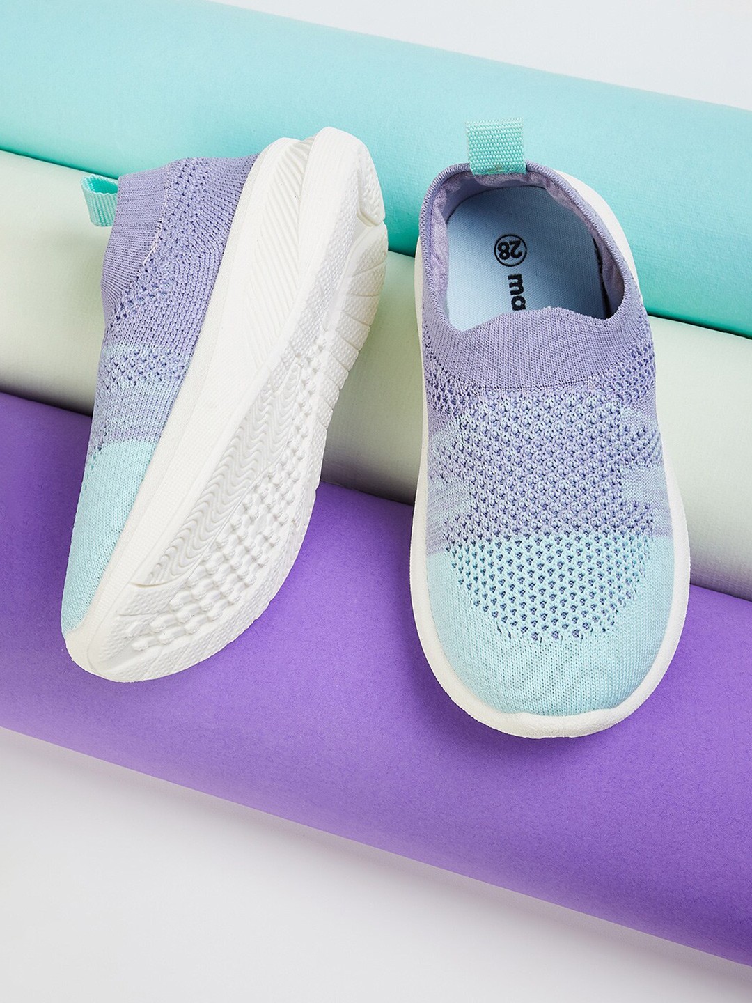 

max Girls Textured Slip-On Running Shoes, Blue