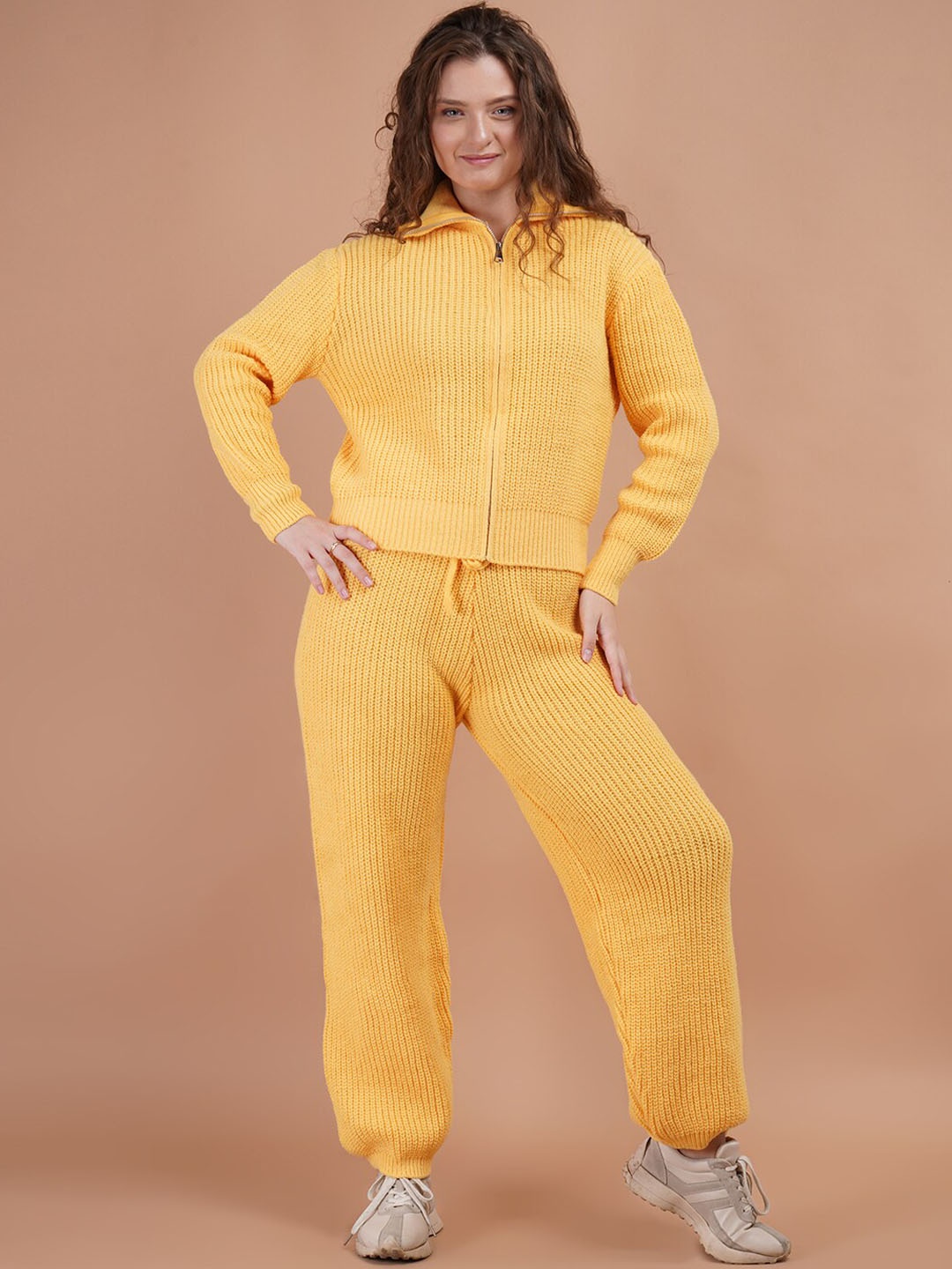 

Lugo Ribbed Sweatshirt With Trouser, Yellow