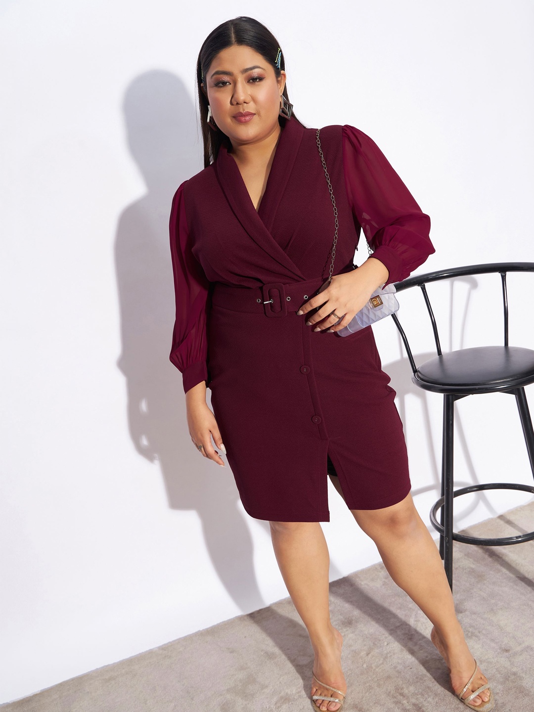 

SASSAFRAS Curve Plus Size V-Neck Sheath Dress, Maroon