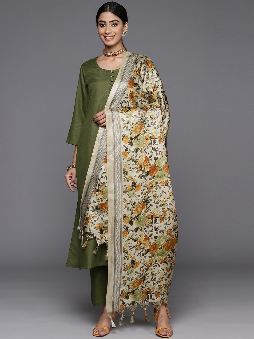 

KALINI Round Neck Kurta With Trousers & Dupatta, Green