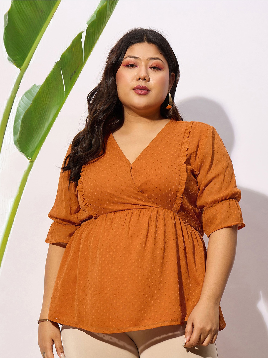 

SASSAFRAS Curve Self Design V-Neck A-Line Top, Brown
