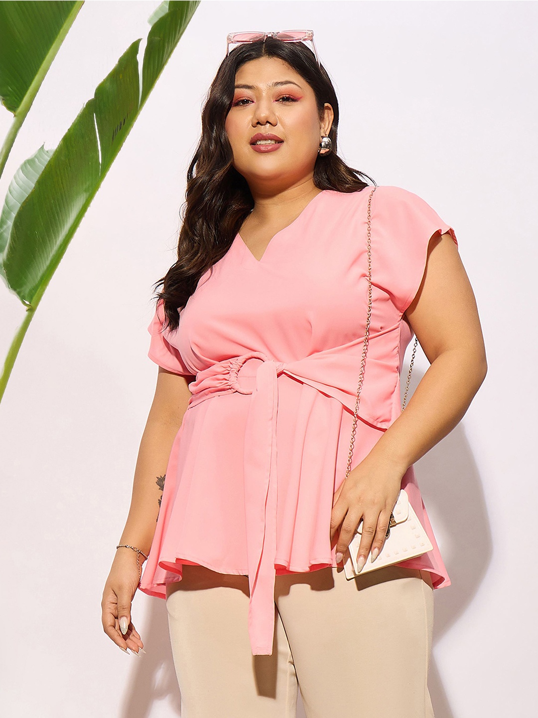 

SASSAFRAS Curve Plus Size V-Neck Flutter Sleeve Georgette Top, Peach