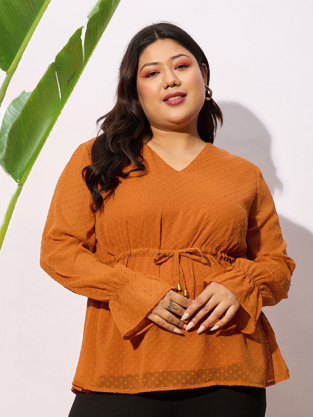 

SASSAFRAS Curve Plus Size Self Design V-Neck Peplum Top, Brown