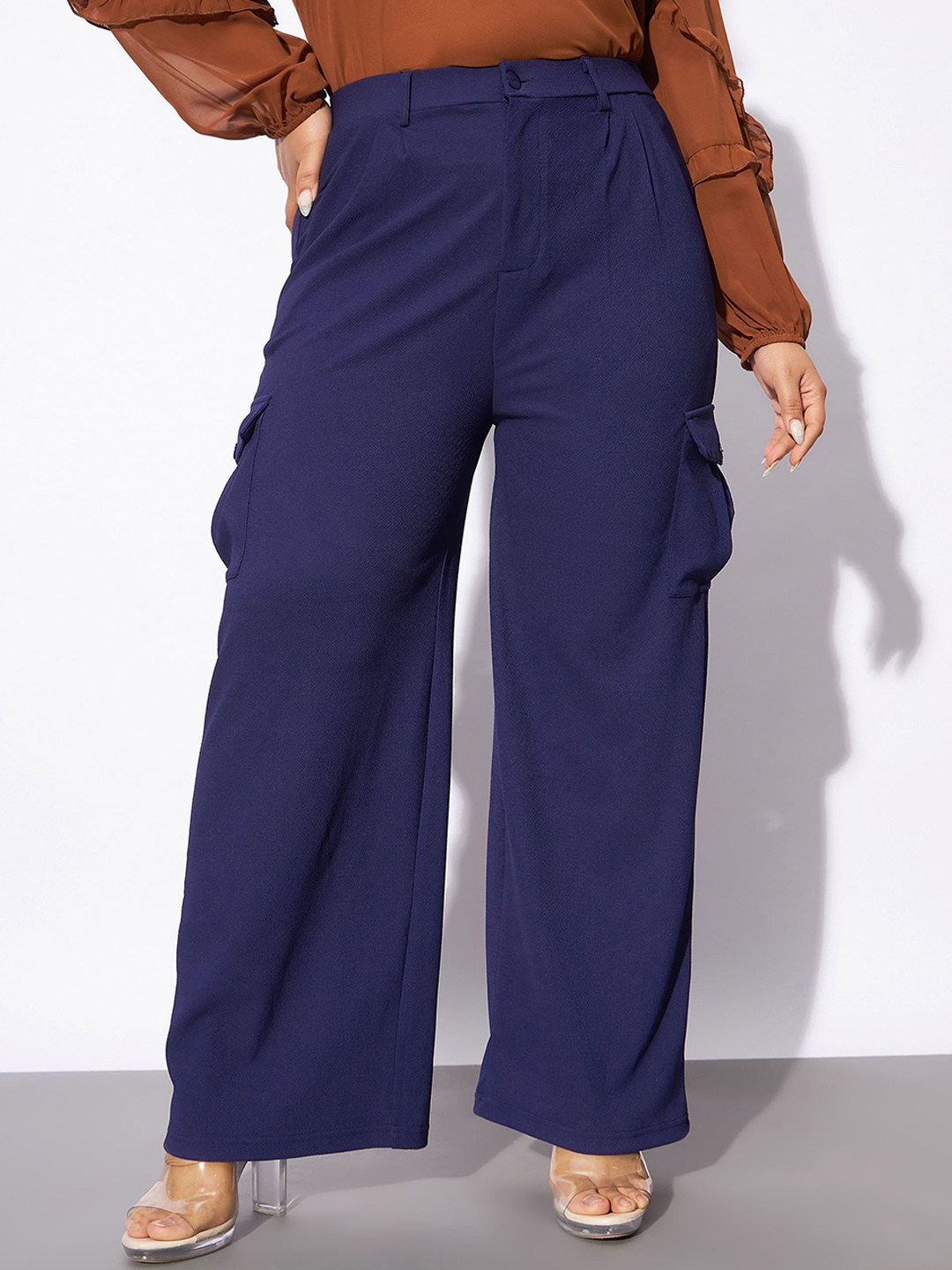 

SASSAFRAS Curve Women Plus Size Straight Fit Cargo, Navy blue