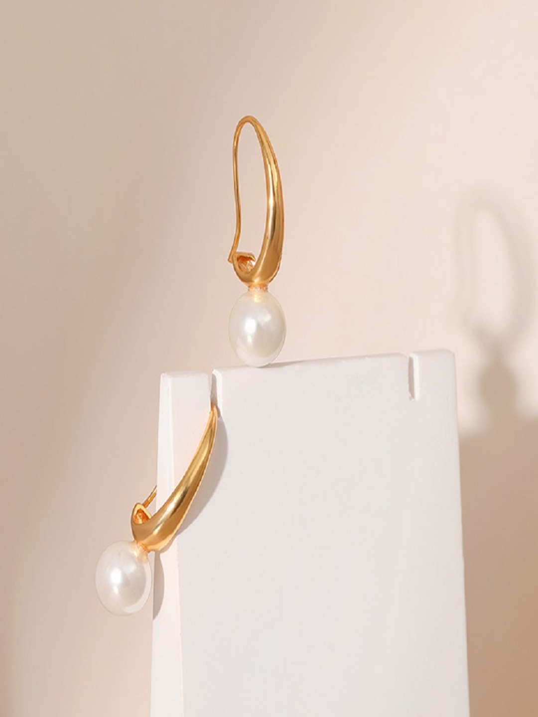 

AQUASTREET 18K Gold Plated Waterproof Antitarnish Baroque Style Hanging Pearl Earrings