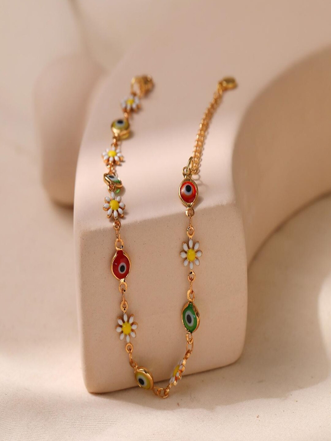 

AQUASTREET 18K Gold Plated Waterproof Anti Tarnish Evil Eye and Daisy Charm Bracelet