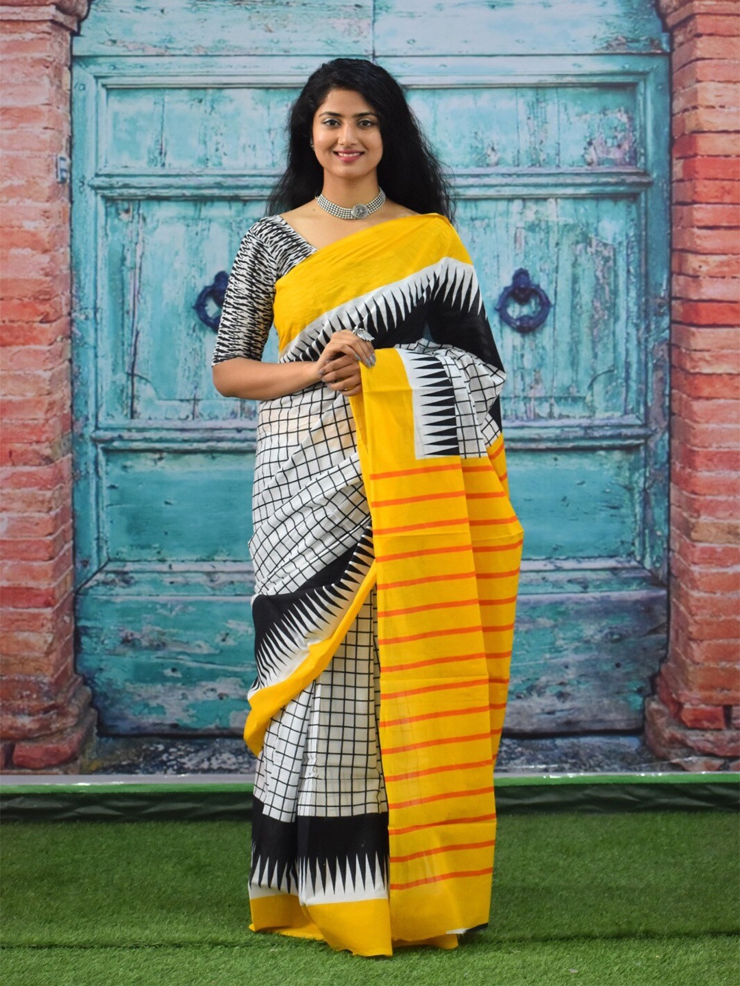 

JALTHER Geometric Printed Jaipuri Pure Cotton Mulmul Block Print Saree, Yellow