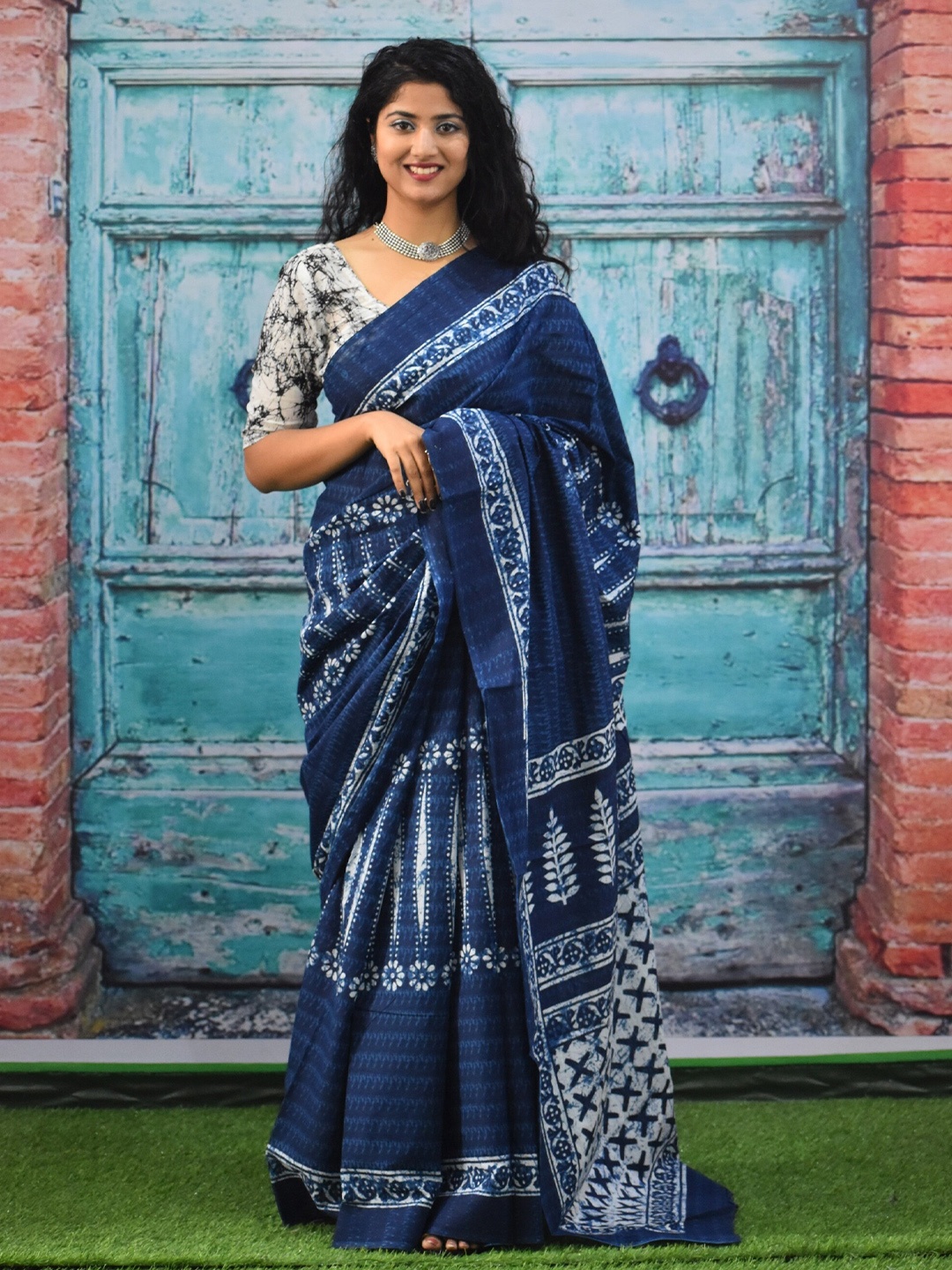 

JALTHER Ethnic Motifs Printed Pure Cotton Block Print Saree, Blue