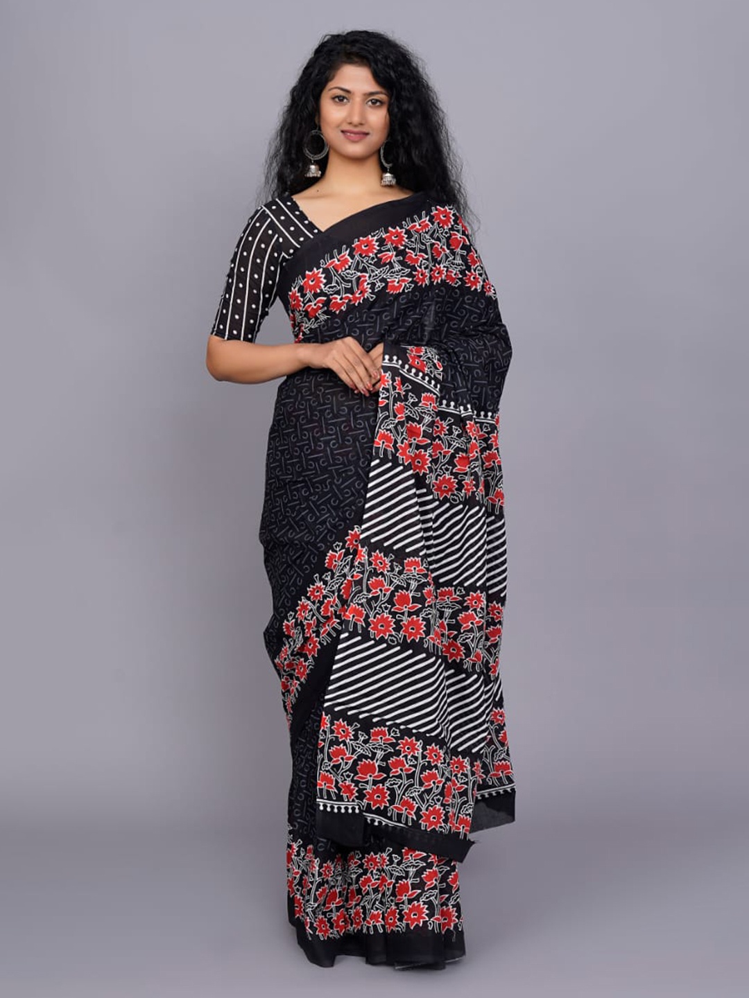 

JALTHER Floral Block Print Jaipuri Pure Cotton Mulmul Saree, Black