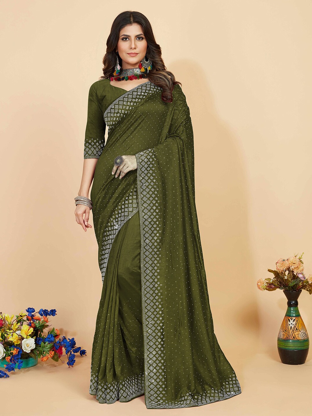

Kasak Embellished Beads and Stones Saree, Green
