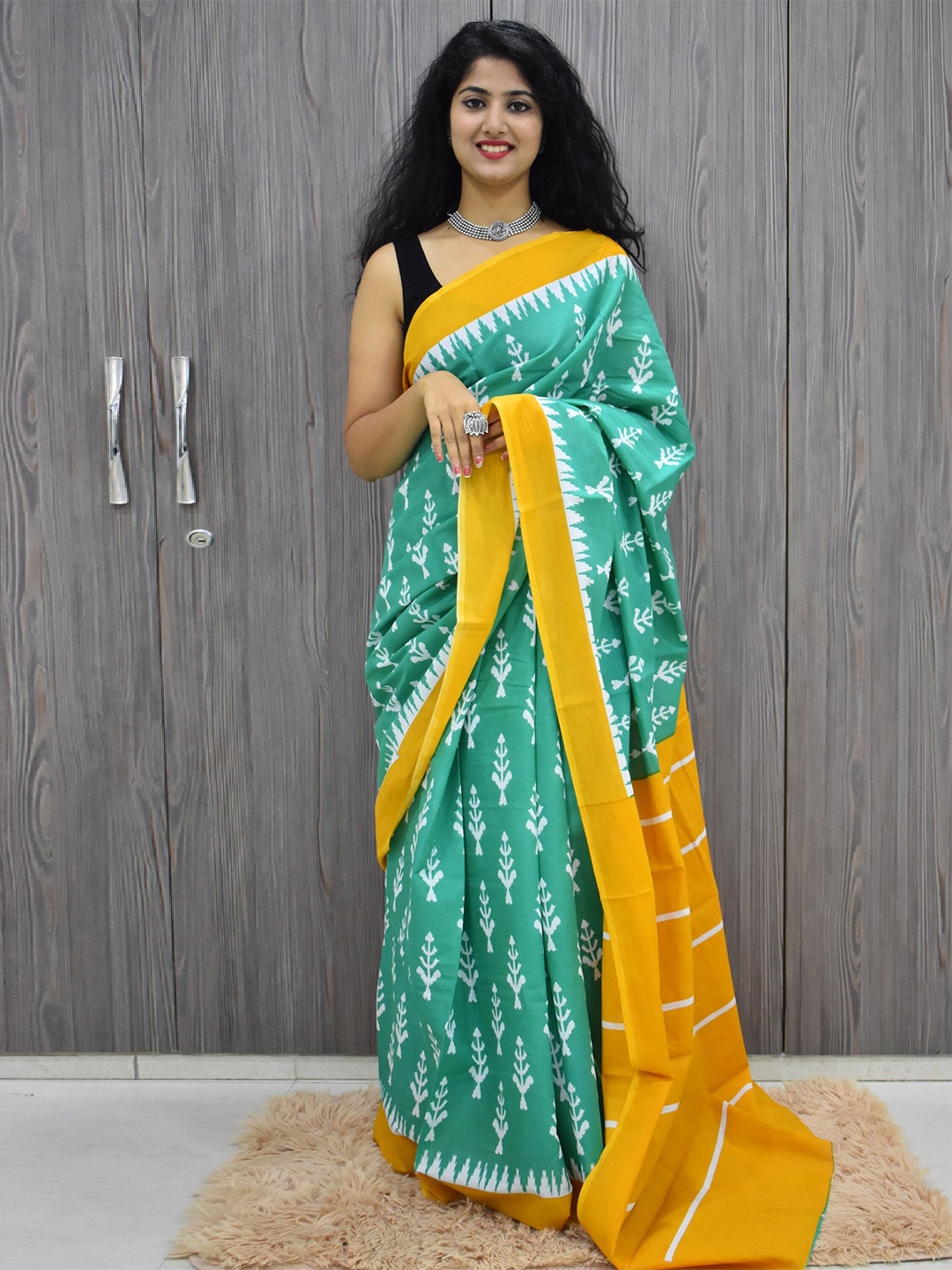 

JALTHER Ethnic Motifs Printed Jaipuri Pure Cotton Mulmul Block Print Saree, Green
