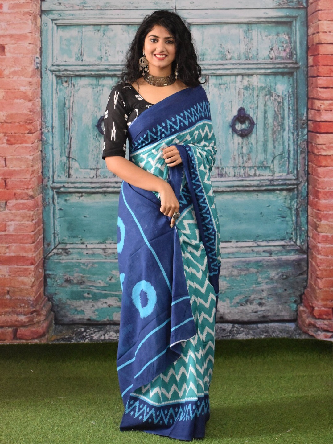 

JALTHER Ethnic Motifs Printed Pure Cotton Block Print Saree, Blue