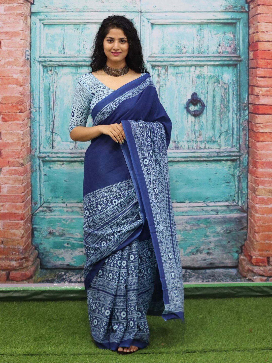 

JALTHER Ethnic Motifs Block Print Pure Cotton Saree, Blue