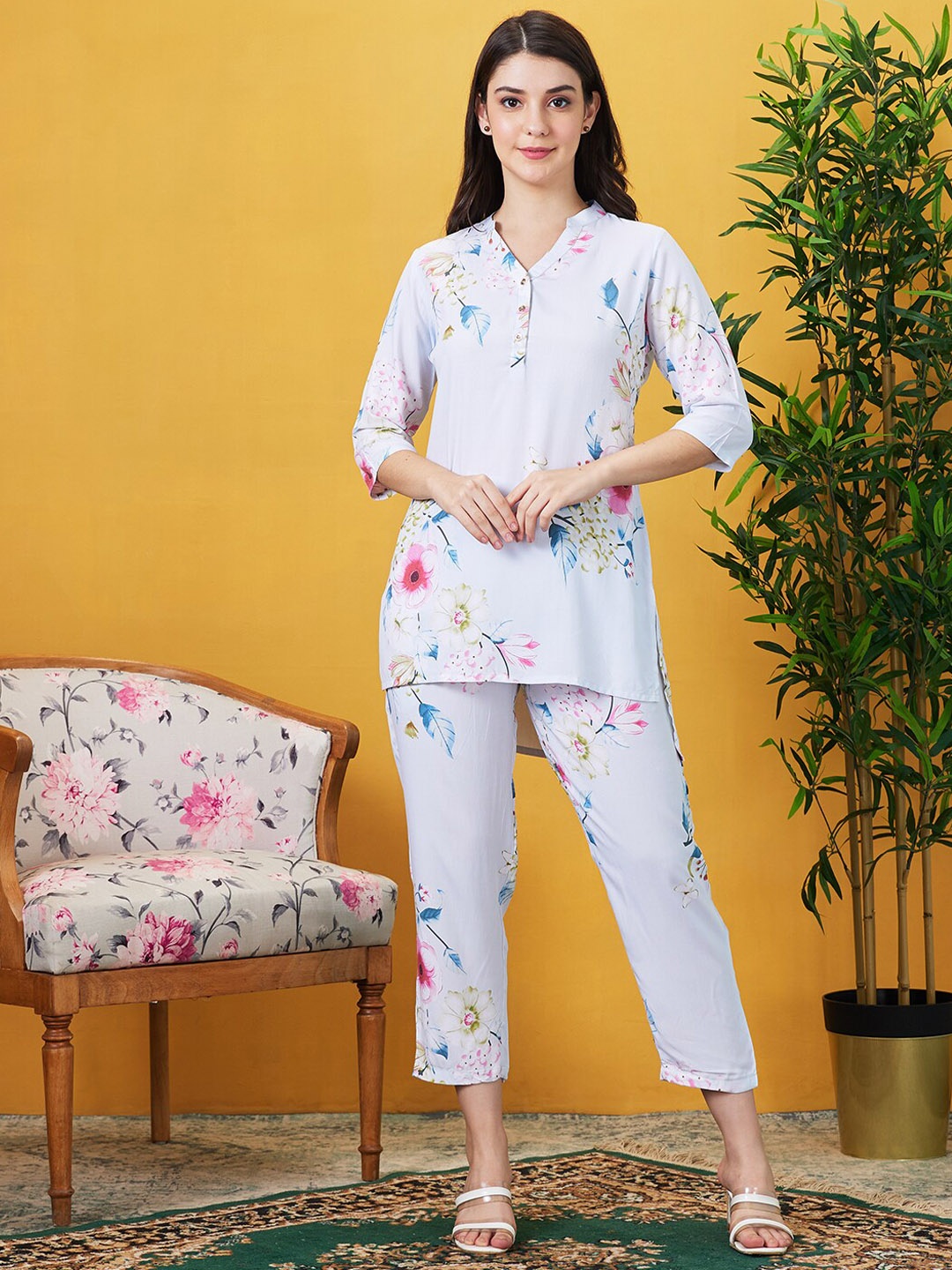 

AV2 Printed Mandarin Collar Top With Trousers, Blue