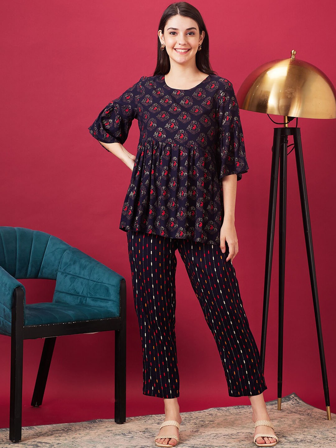 

AV2 Ethnic Motifs Printed Top With Trousers, Navy blue