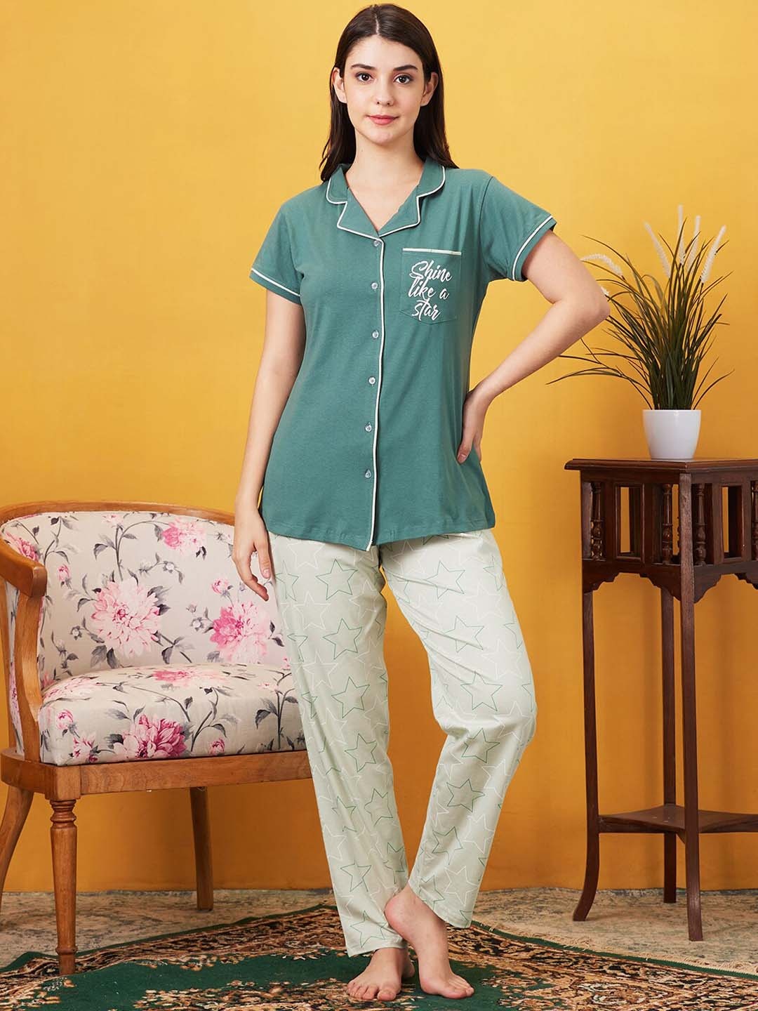 

AV2 Printed Pure Cotton Night suit, Green