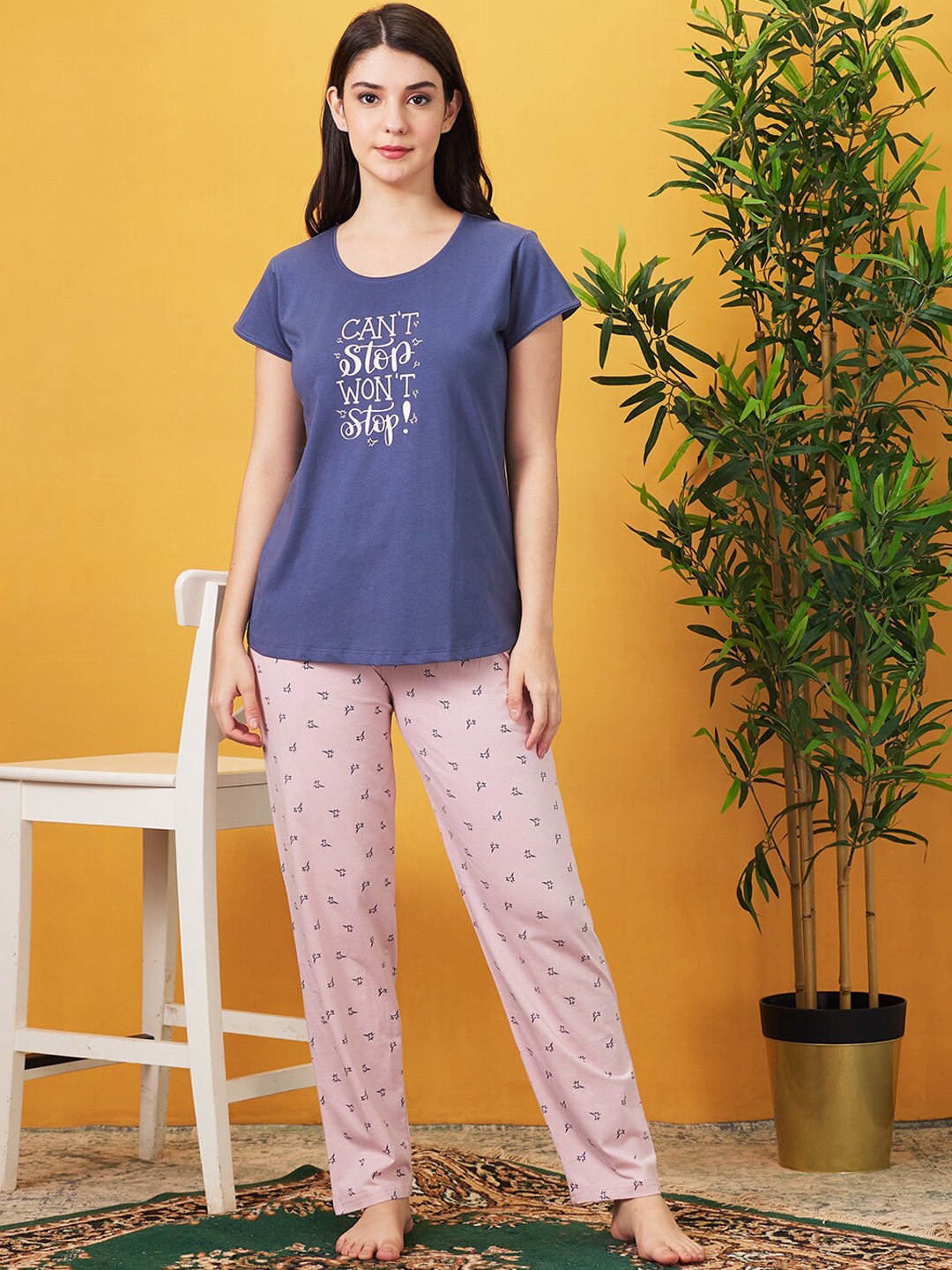 

AV2 Printed Pure Cotton Night suit, Blue