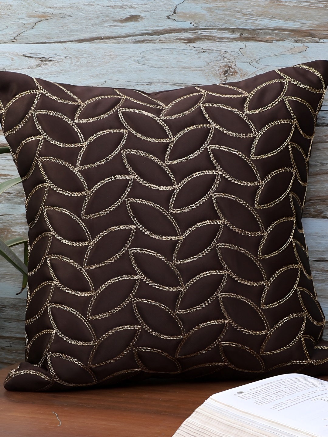 

MFD HOME FURNISHING Coffee Brown & Gold-Toned Floral Satin Square Cushion Cover