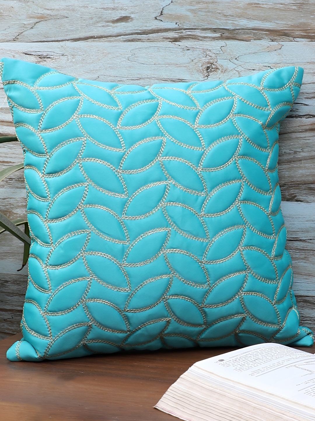 

MFD HOME FURNISHING Turquoise Blue & Gold-Toned Floral Satin Square Cushion Cover