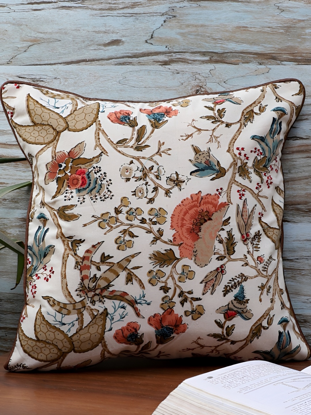 

MFD HOME FURNISHING Orange & Off White Floral Square Cushion Cover