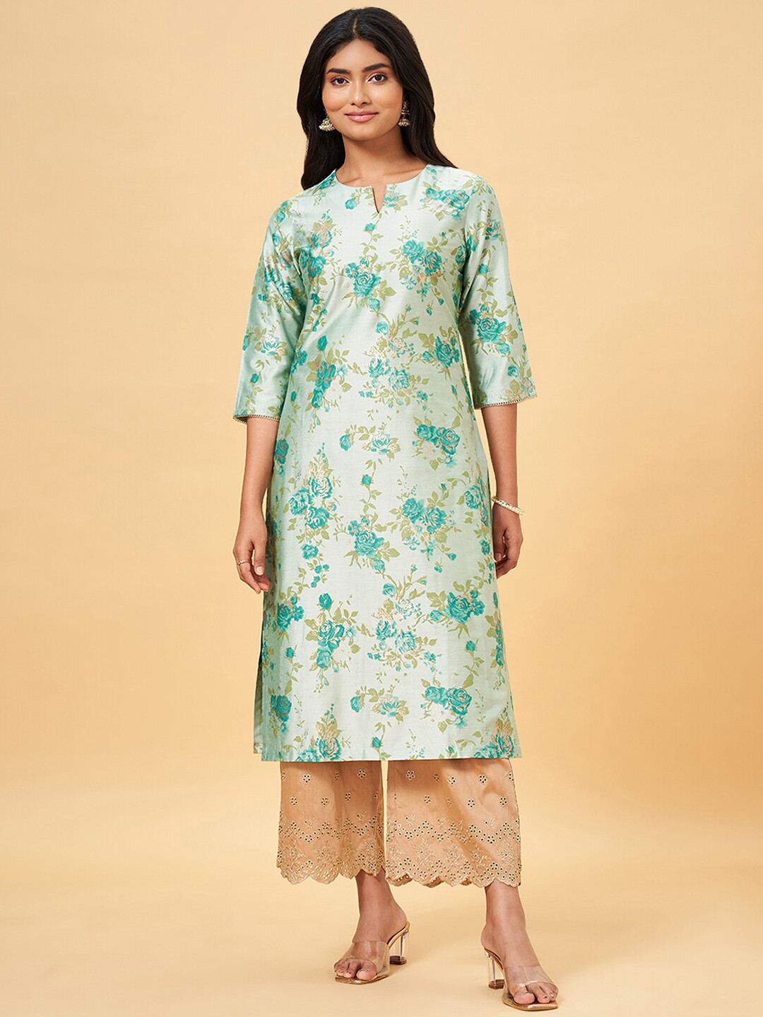 

RANGMANCH BY PANTALOONS Floral Printed Notched Neck Kurta, Green