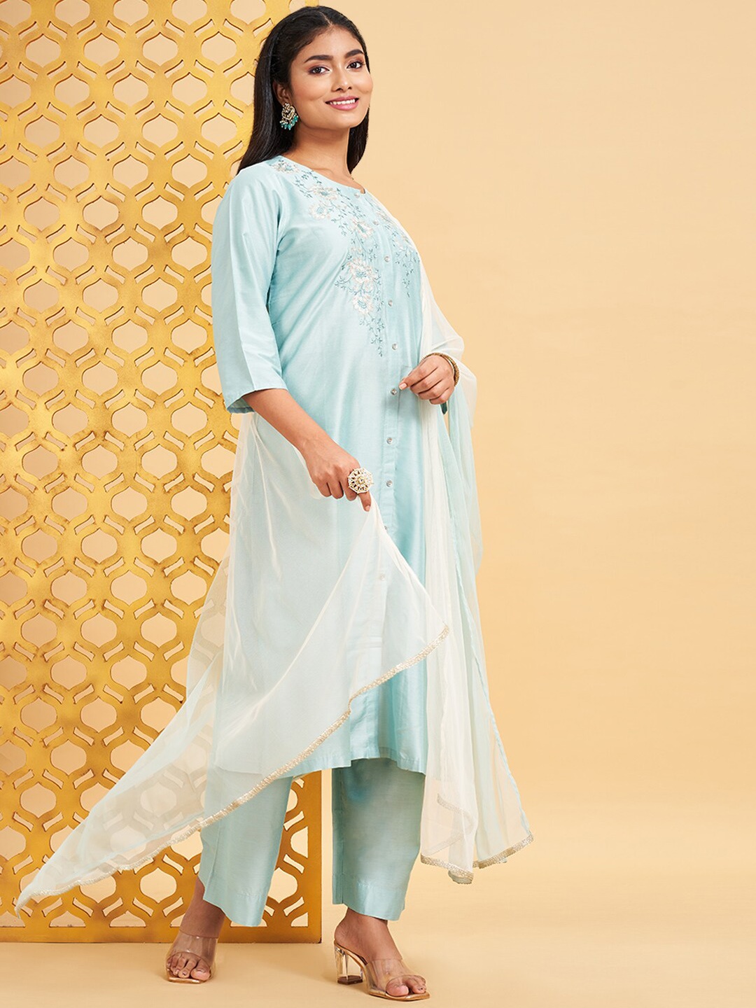 

RANGMANCH BY PANTALOONS Floral Embroidered Kurta & Trousers With Dupatta, Turquoise blue