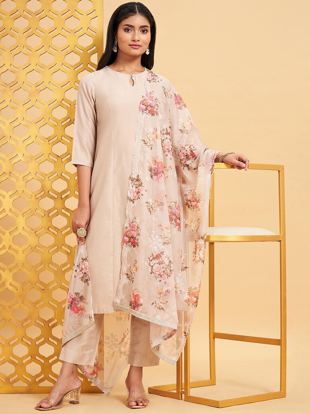 

RANGMANCH BY PANTALOONS Regular Kurta With Palazzos & Dupatta, Off white