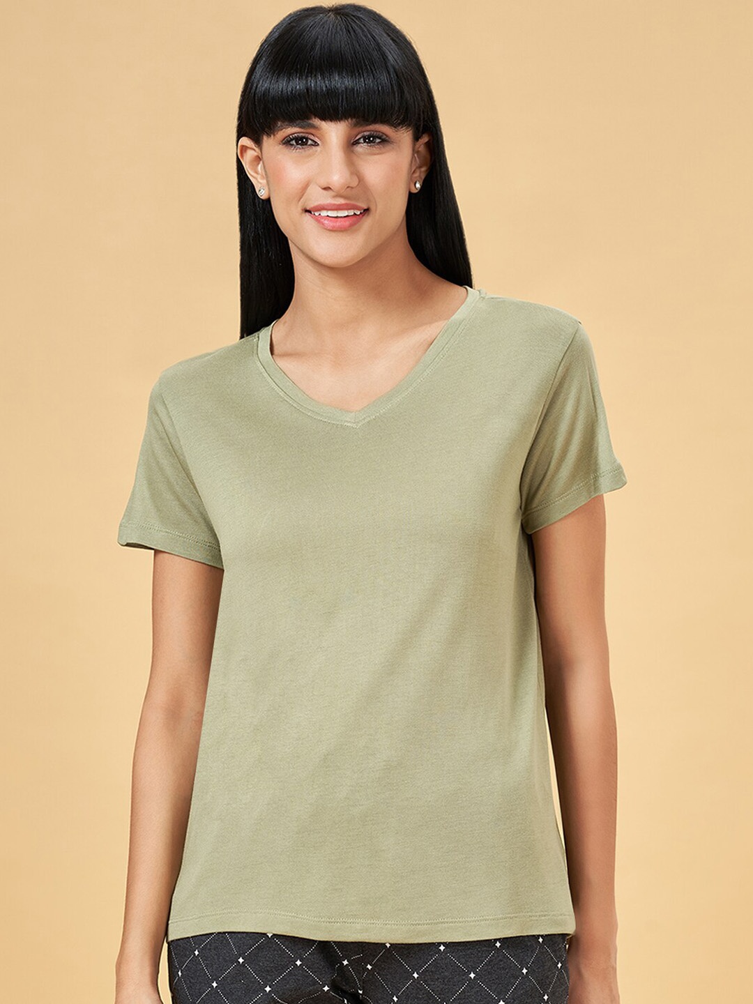 

Dreamz by Pantaloons V-Neck Lounge Tshirt, Olive