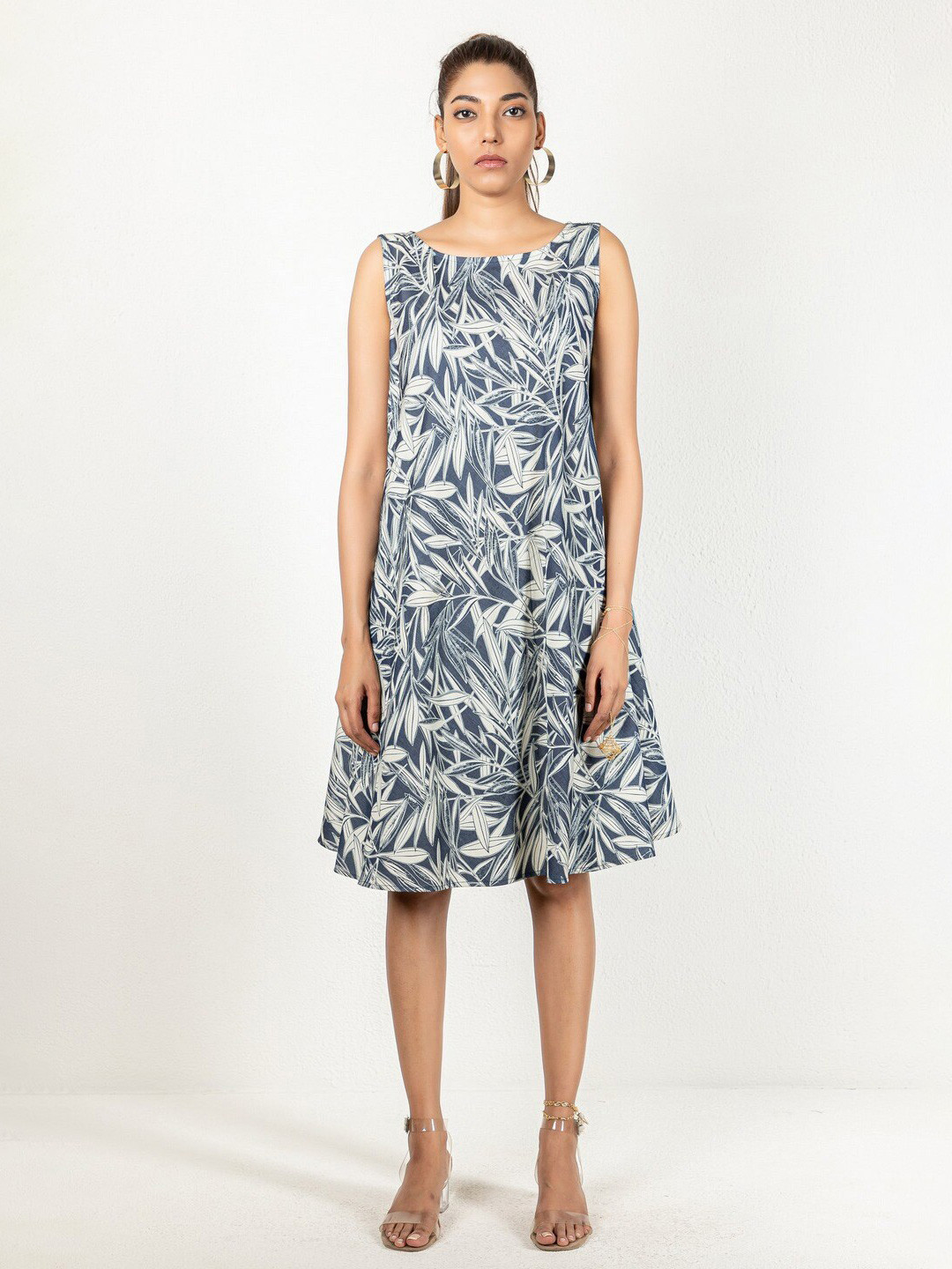 

INDIE JHOLA Floral Printed Pure Cotton Denim A-Line Dress, Blue