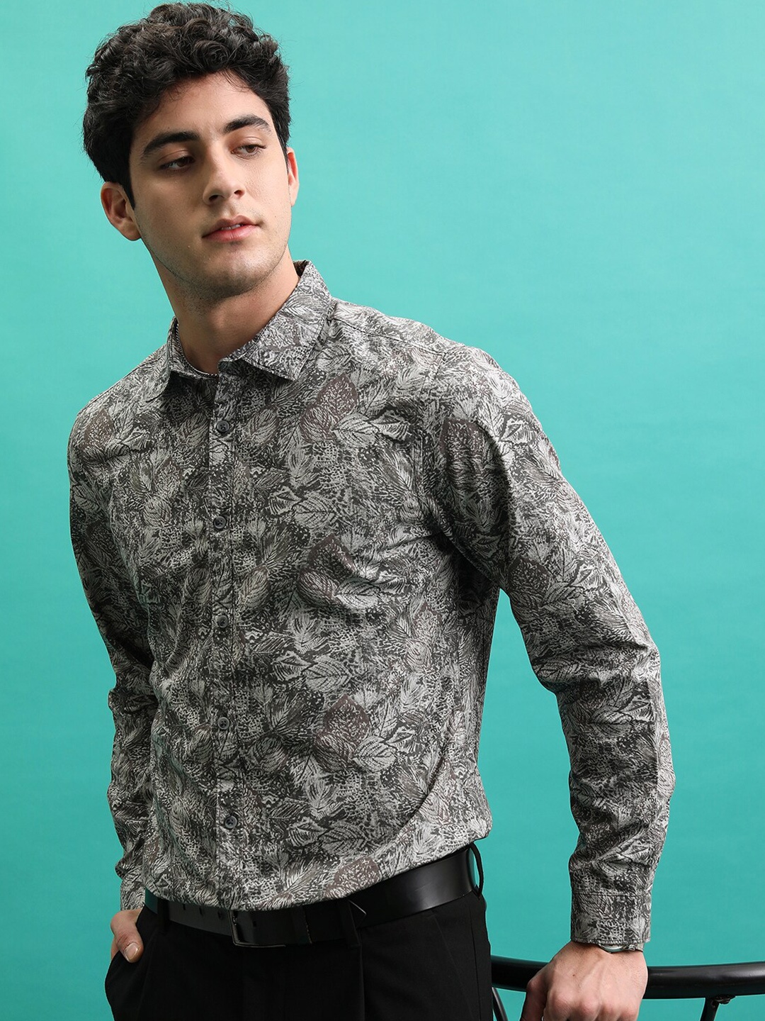 

HIGHLANDER Dark All Over Printed Shirt, Grey