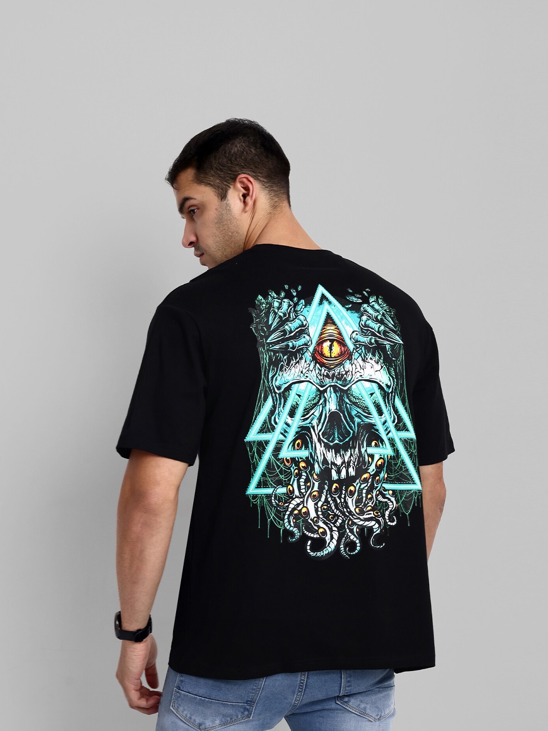 

TOMHIDDLE Men Printed Drop-Shoulder Sleeves Pure Cotton T-shirt, Black