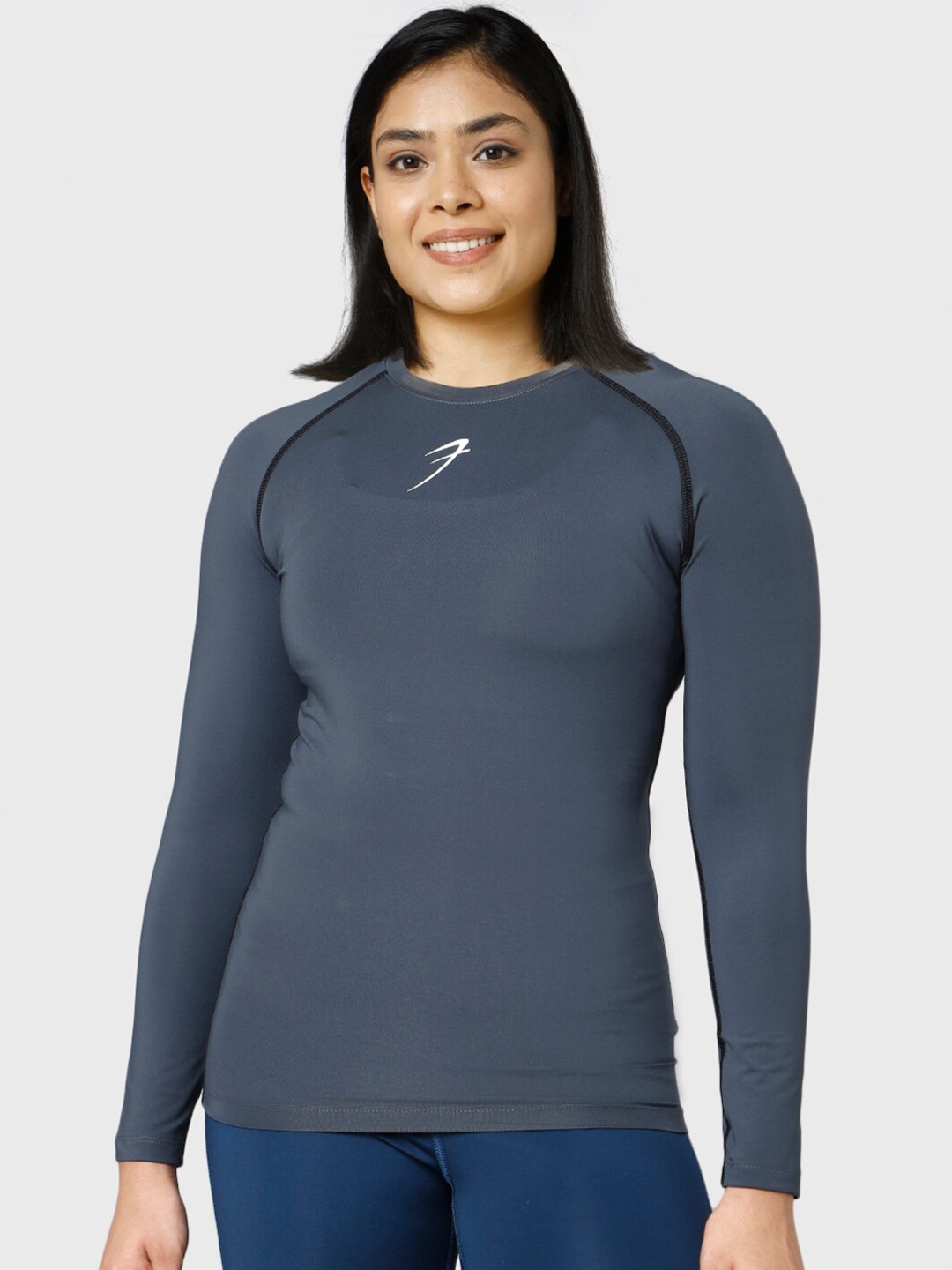 

FUAARK Women Moisture Wicking Compression T-shirt, Grey