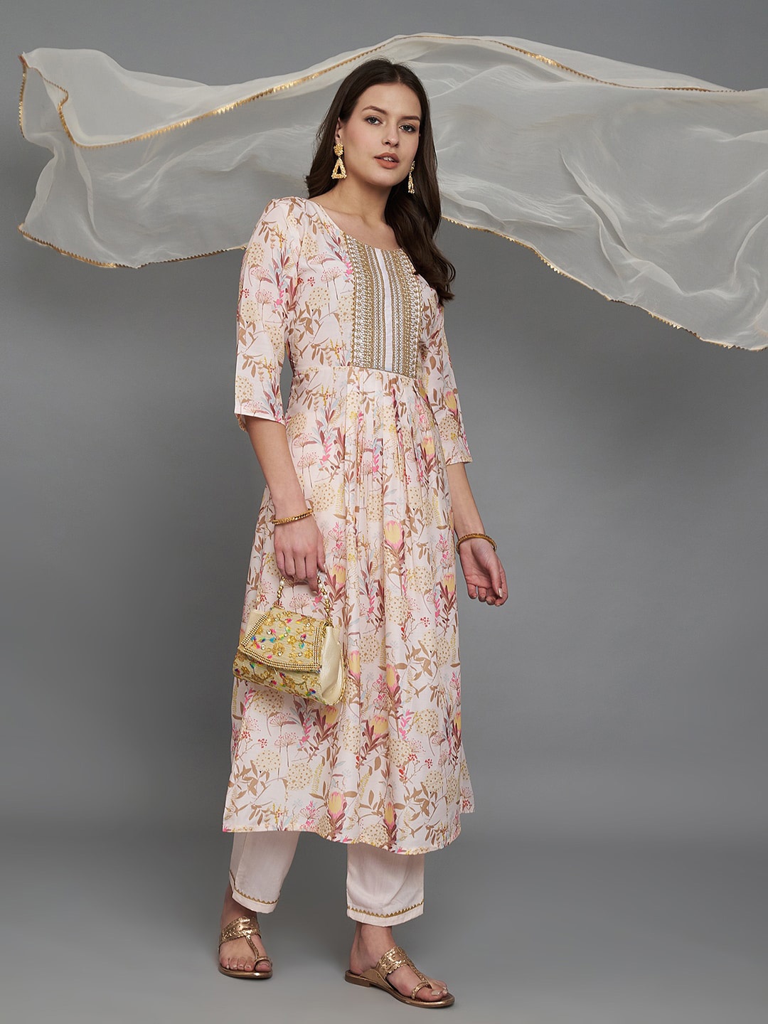 

VredeVogel Floral Printed Empire Gotta Patti Kurta With Trousers & Dupatta, Off white