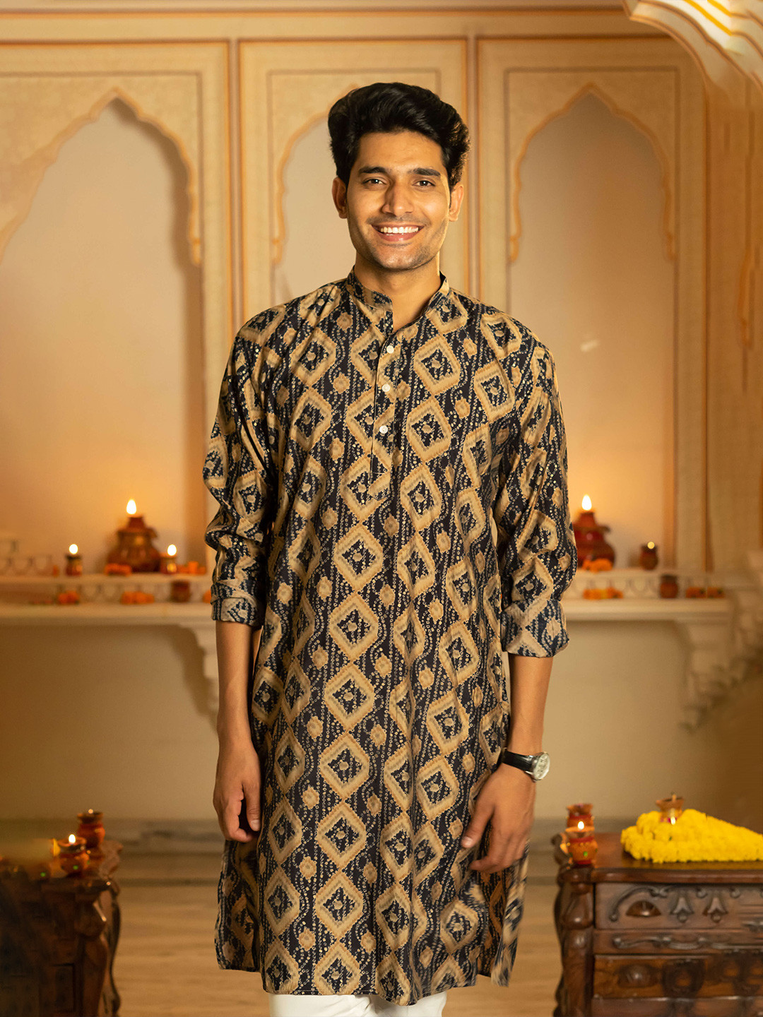 

Shasak Men Ethnic Motifs Printed Kurta, Navy blue