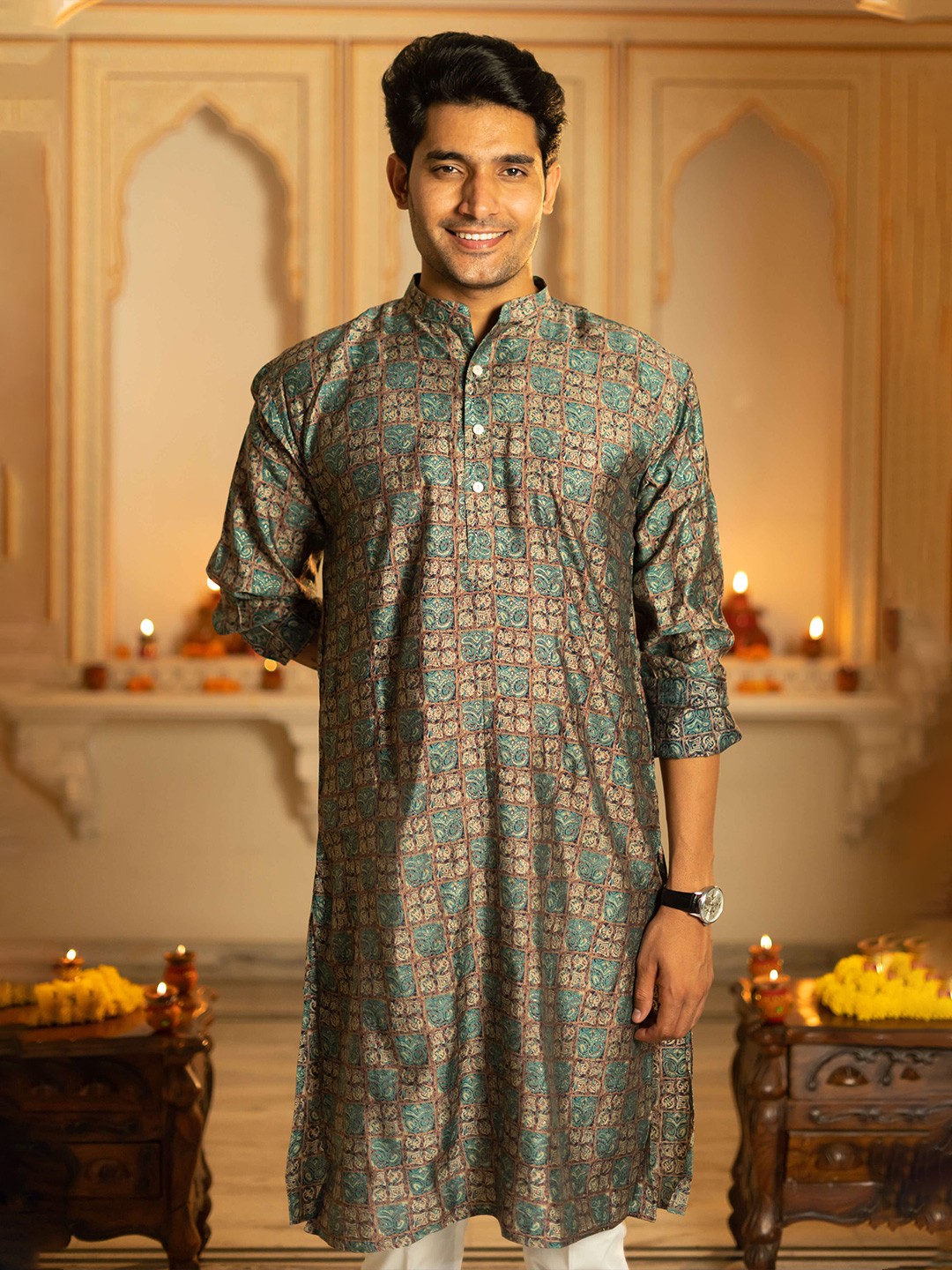 

Shasak Men Printed Thread Work Kurta, Sea green