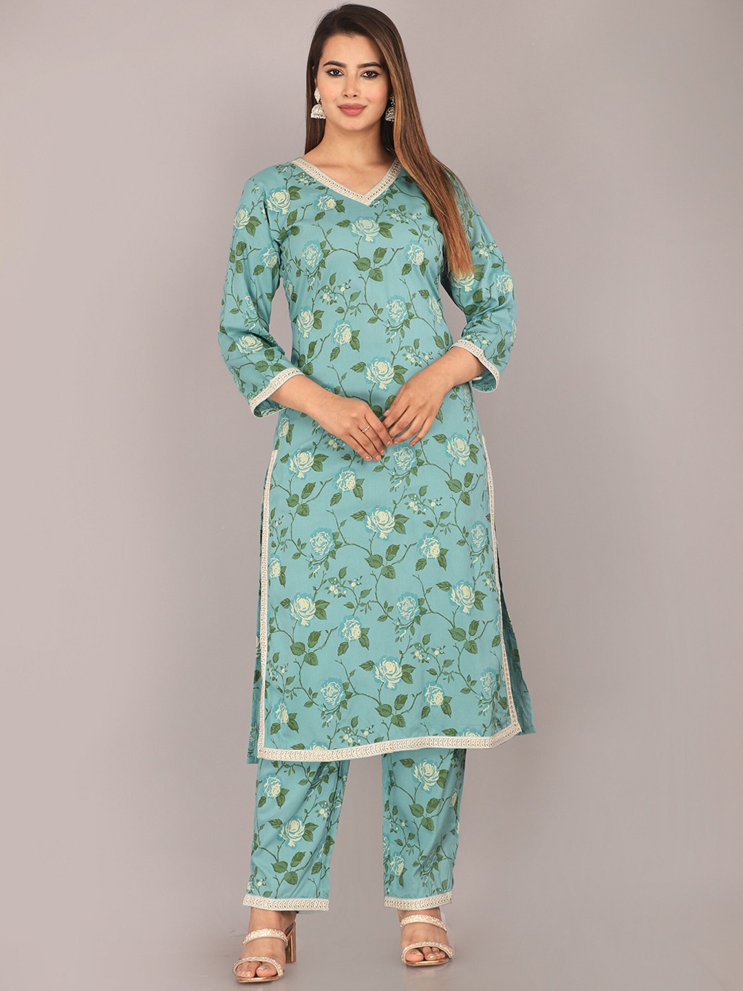 

MARISY Floral Printed Thread Work Kurta with Trousers, Green