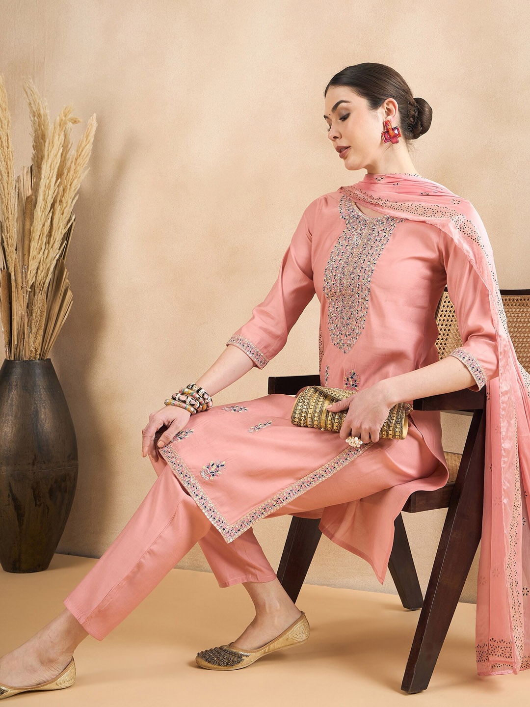 

Anouk Peach-Coloured Floral Embroidered Regular Sequinned Kurta With Trousers & Dupatta