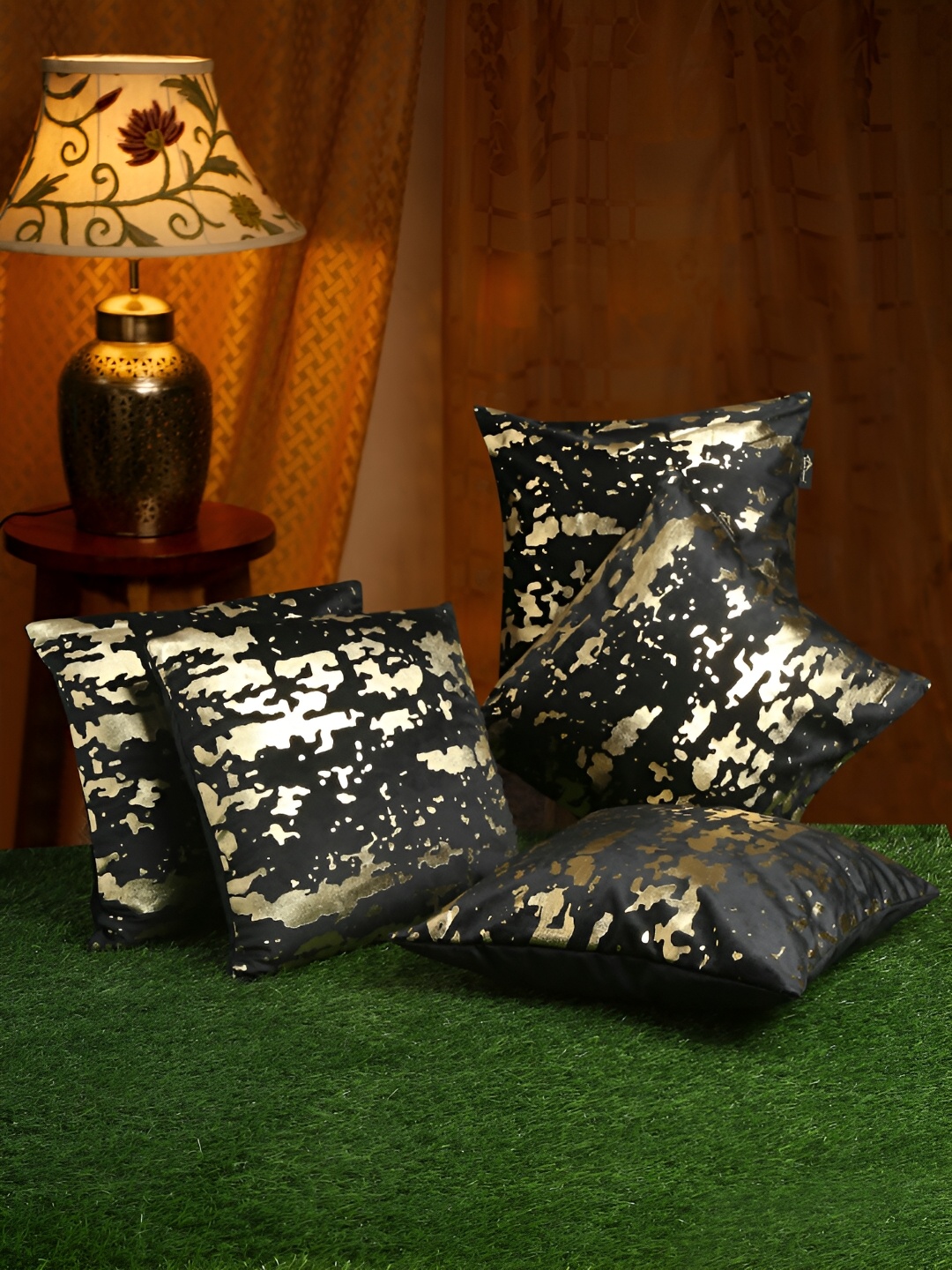 

HOSTA HOMES Black & Gold-Toned 5 Pcs Abstract Velvet Square Cushion Covers